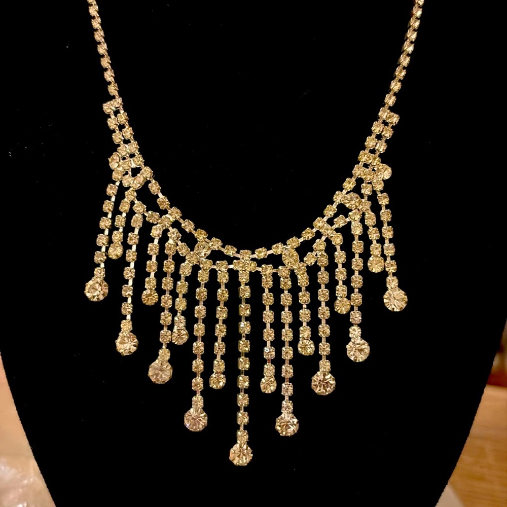 Vintage crystal necklace silver tone
